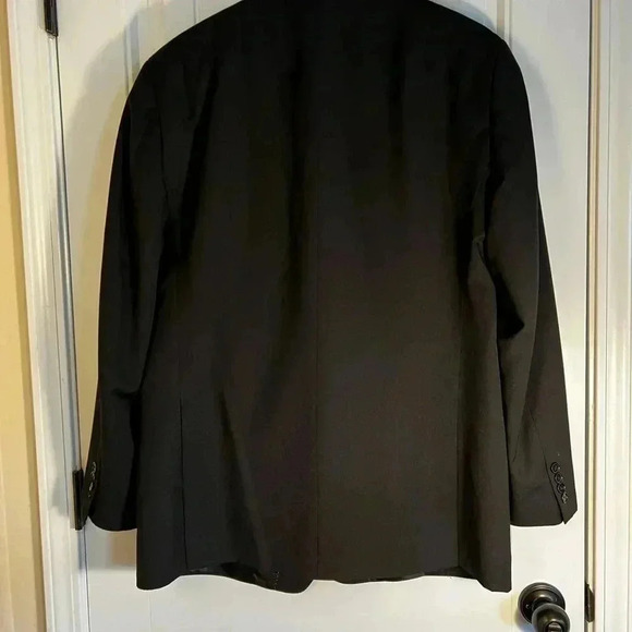 Michael Kors Men’s Suit - Picture 5 of 9